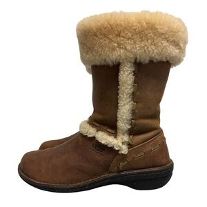 UGG AUSTRALIA Pull On Boots Womens US  9 Leather Sheepskin Shearling Lined